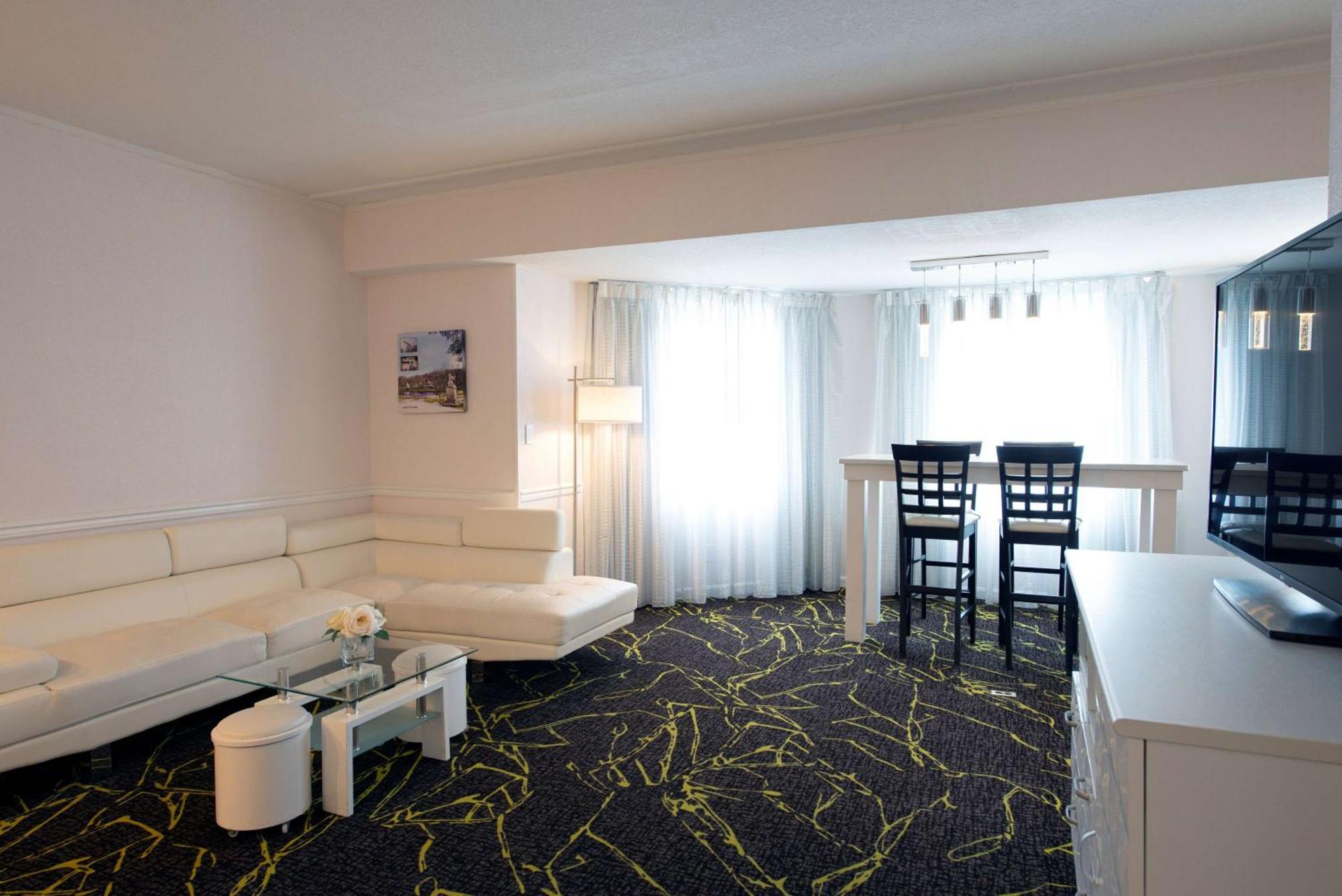 Hotel The Roslyn, Tapestry Collection By Hilton Esterno foto