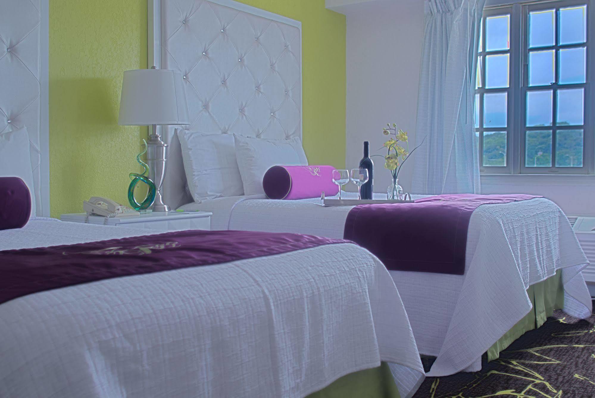 Hotel The Roslyn, Tapestry Collection By Hilton Esterno foto