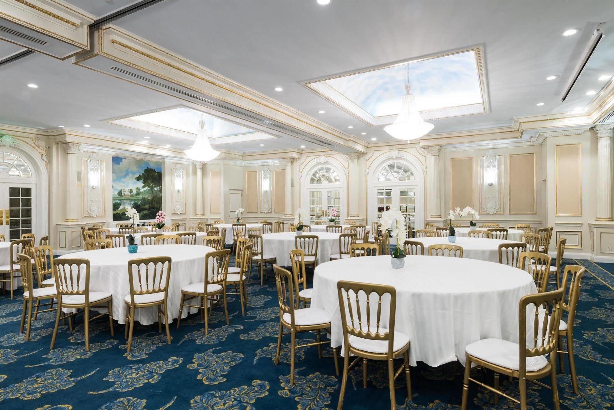 Hotel The Roslyn, Tapestry Collection By Hilton Esterno foto